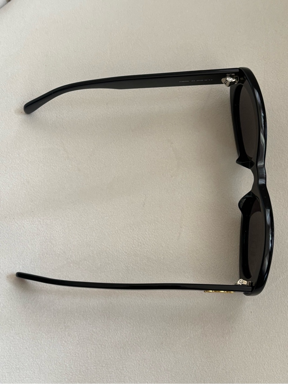 Celine Black Oval Sunglasses with Black Branded Case - Picture 8 of 16